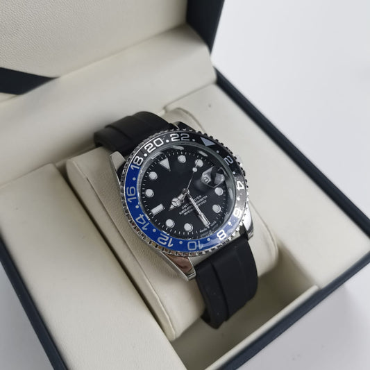 Rolex Submariner Date (Black & Blue) - Huizen